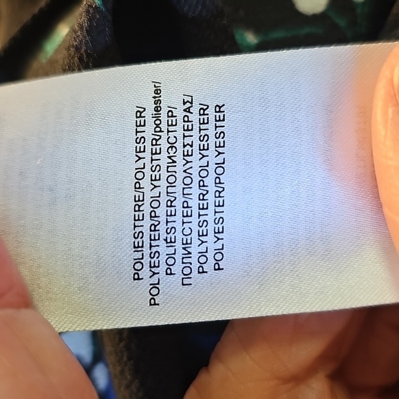 Ralph Laured Faux Wrap Elegant Navy Floral Dress. Size 2. With Tie. - Picture 11 of 13